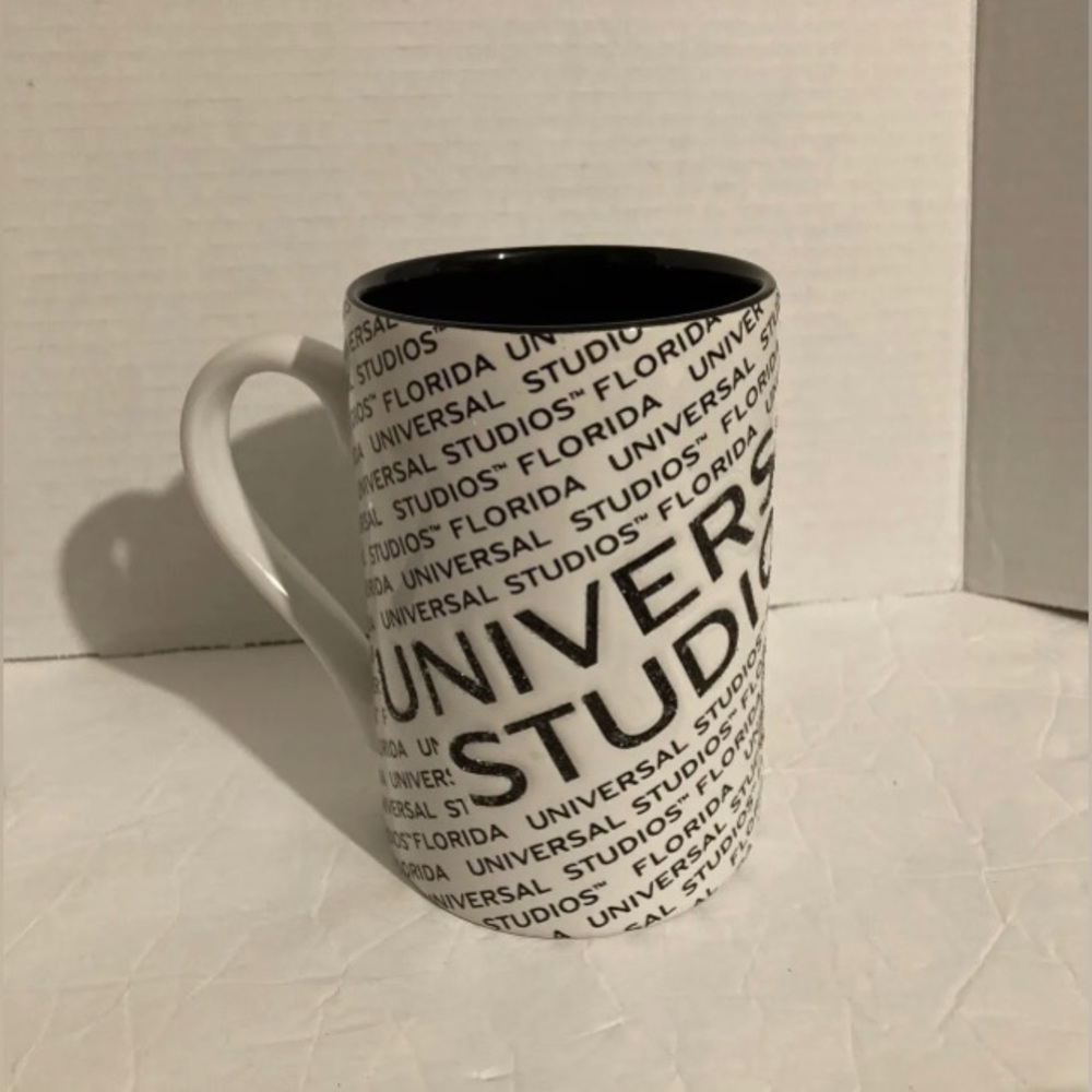 Universal Studios Florida 2013 mug black & white glitter